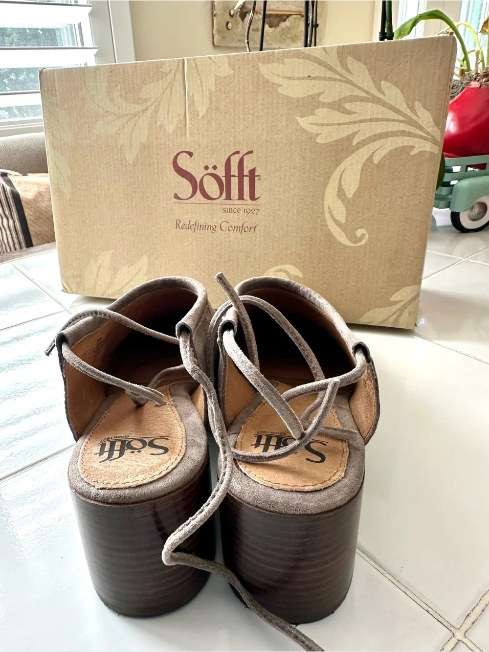 Söfft Lenora Smoke Leather Slingback Block Heel Shoes Sz 9